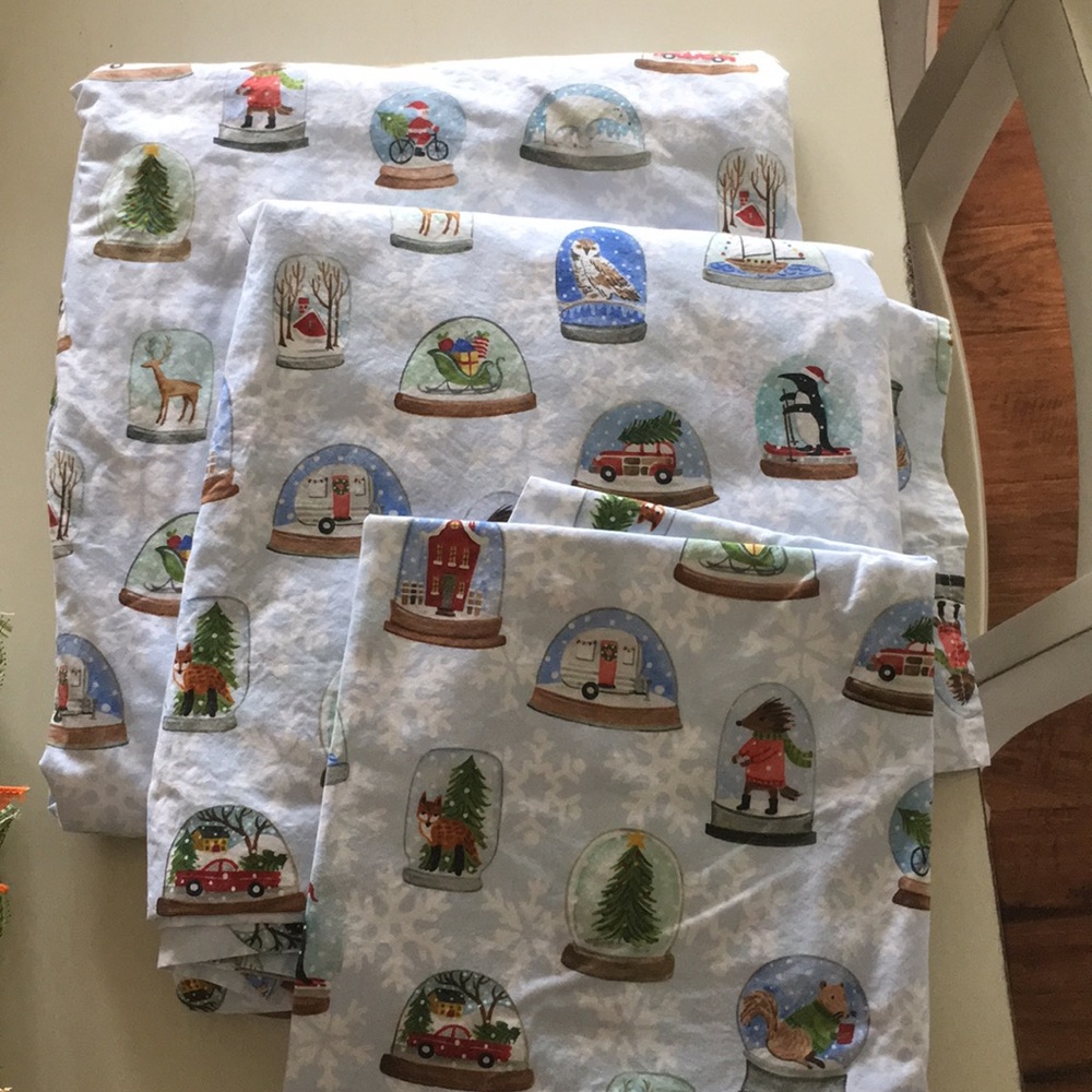 Pottery barn Christmas twin sheet set 3 pieces